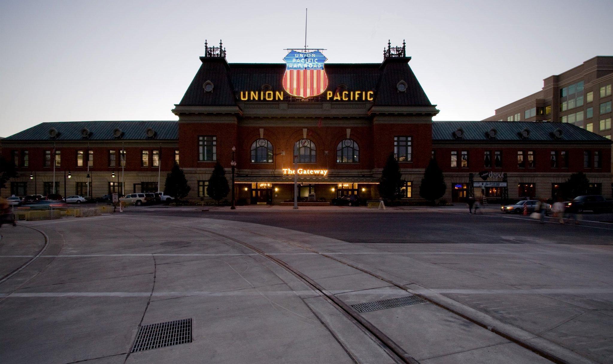 Express Airport East By Ihg Salt Lake City
