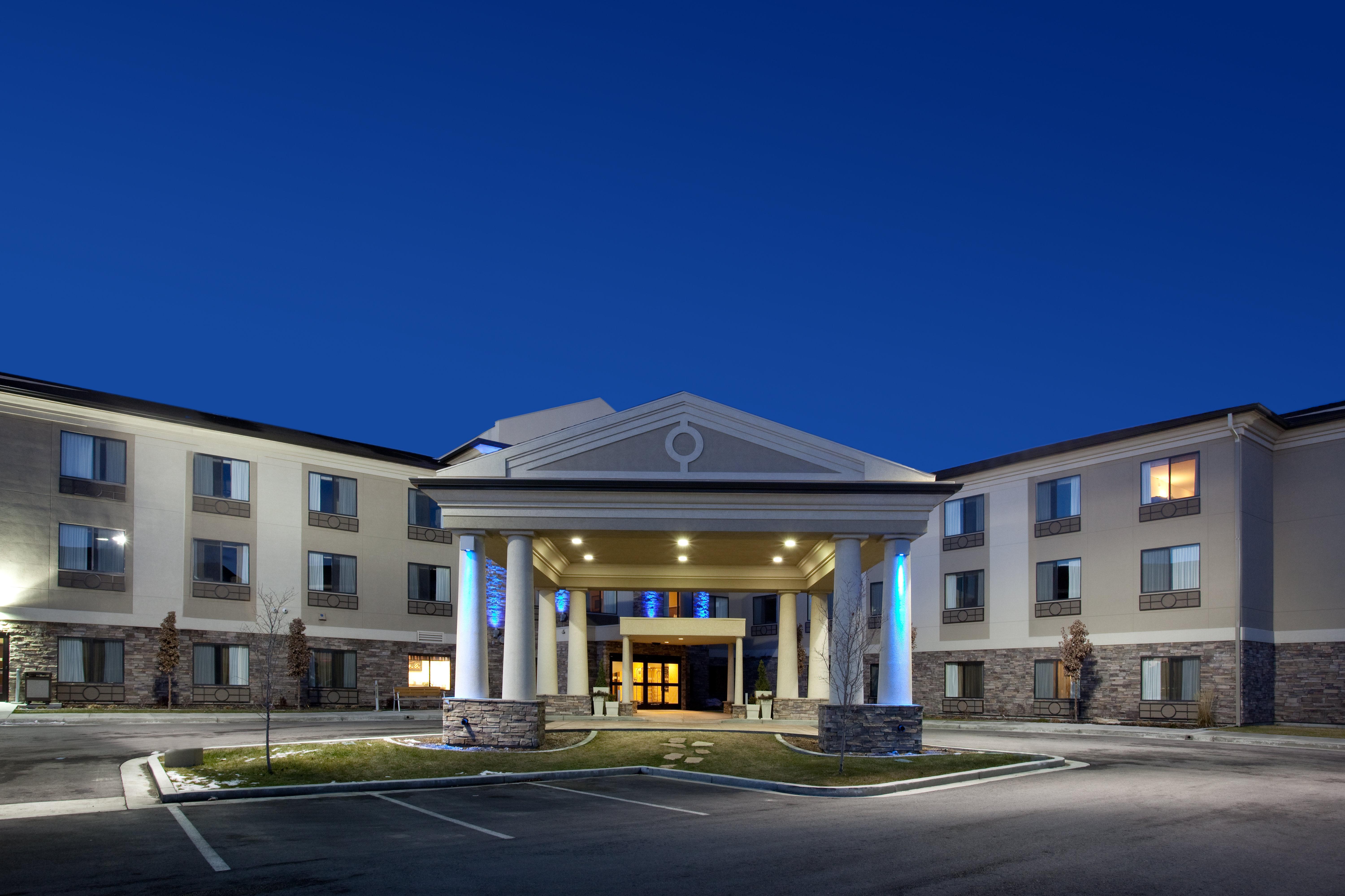 Express Airport East By Ihg